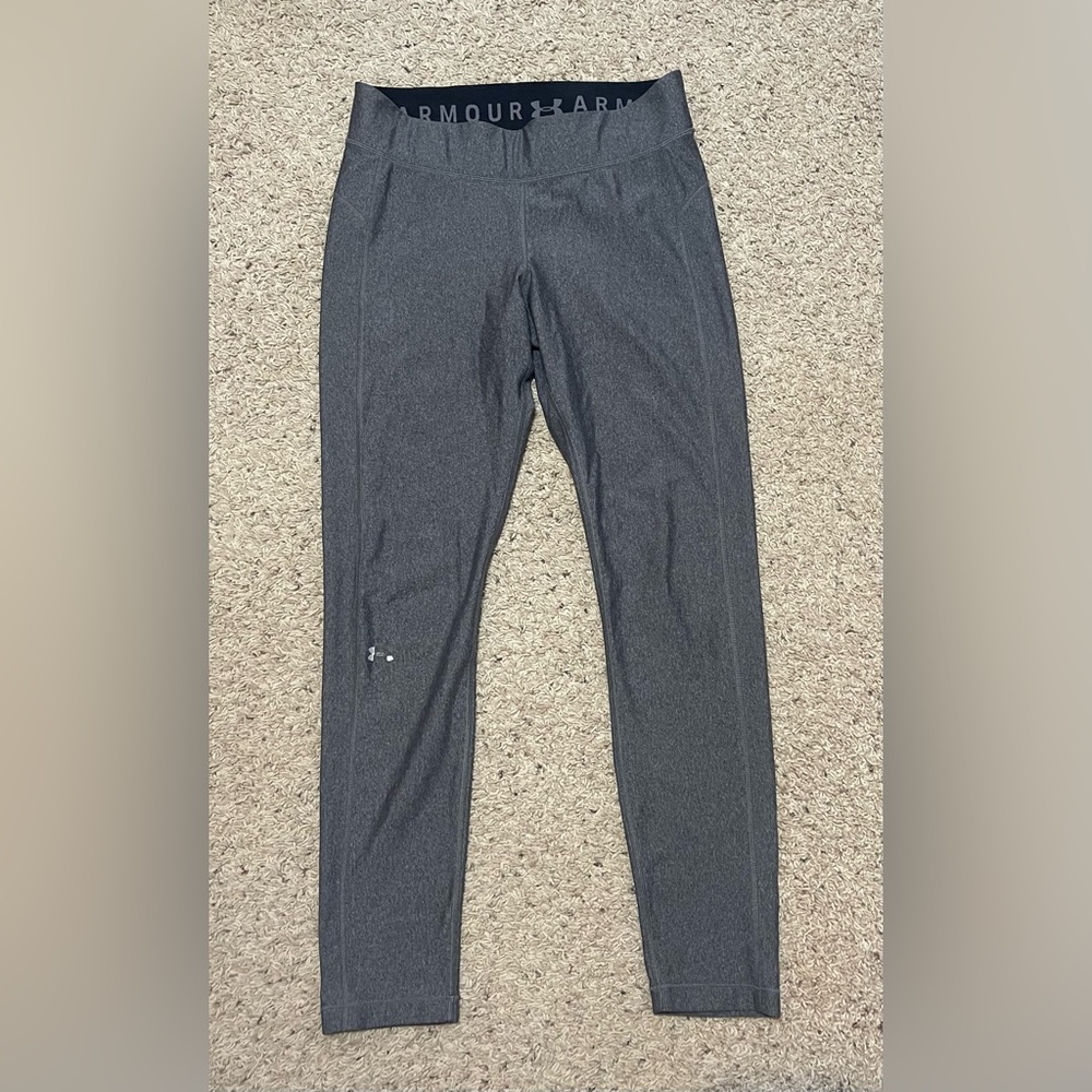 Under Armour compression leggings, size large